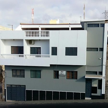 Mix 2 Hostel Mindelo Ngoại thất bức ảnh
